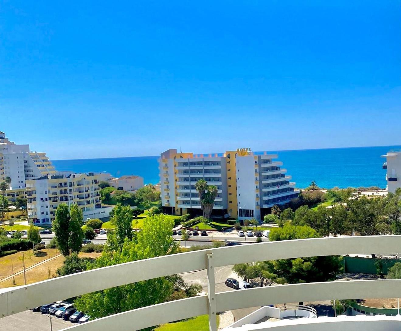 Sunrise Seaview Apartment 8 Floor - Torre Verde 3 Castelos Portimao Exterior photo