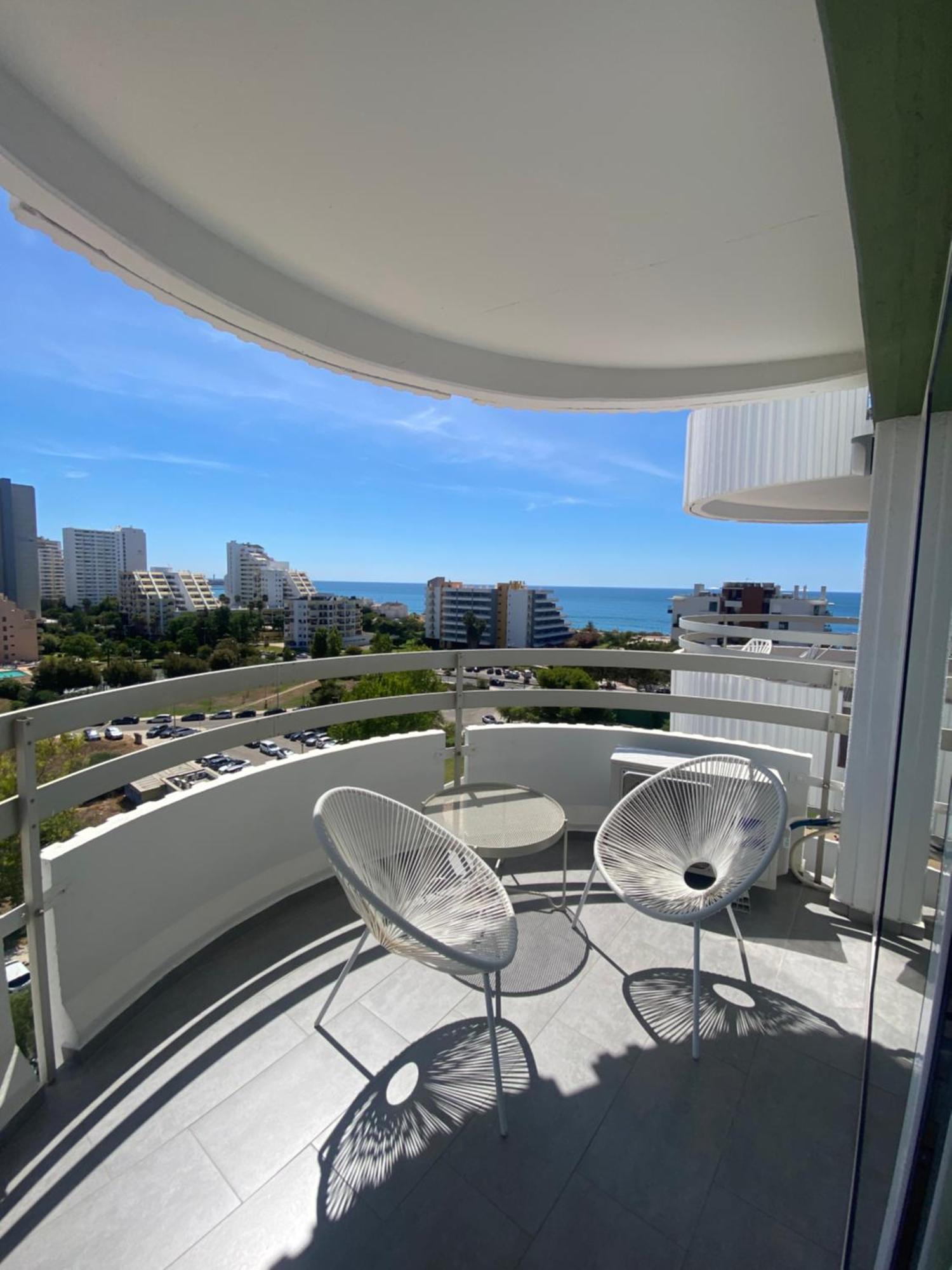 Sunrise Seaview Apartment 8 Floor - Torre Verde 3 Castelos Portimao Exterior photo